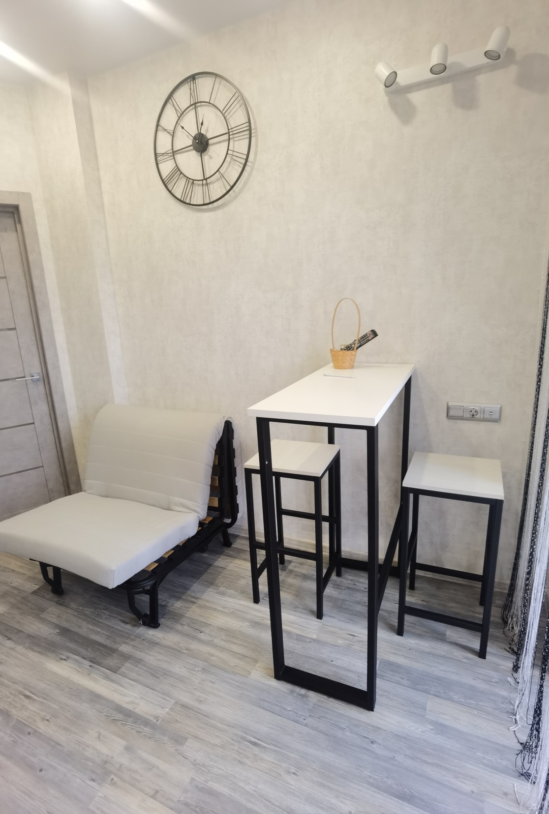 Стильный loft апартамент
