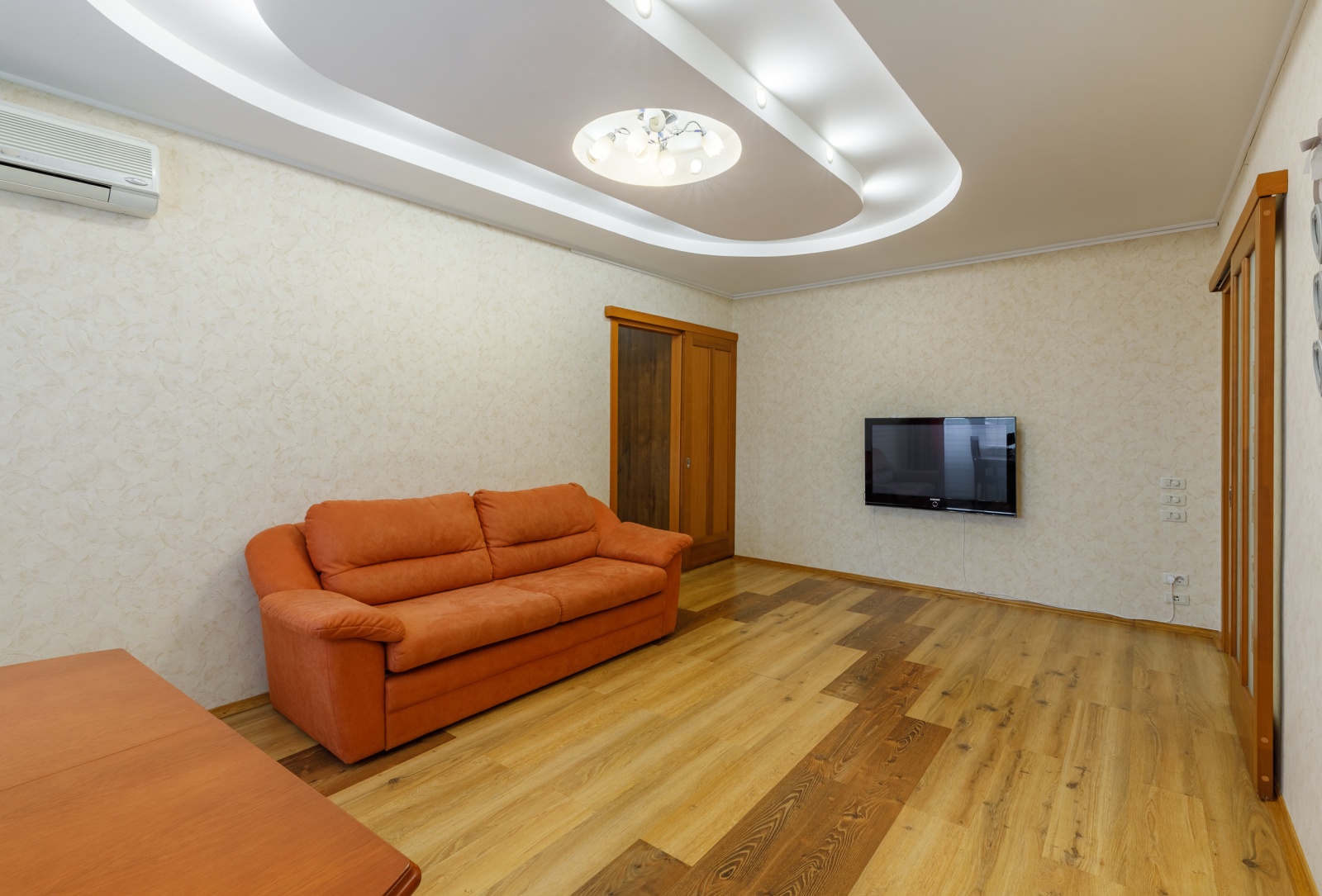 2-к квартира на пр-т Ленина, 76