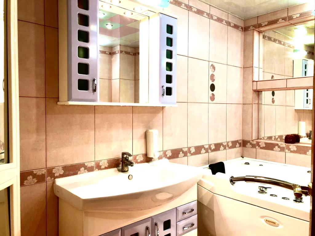 Апартаменты с Джакузи и видом на Парк