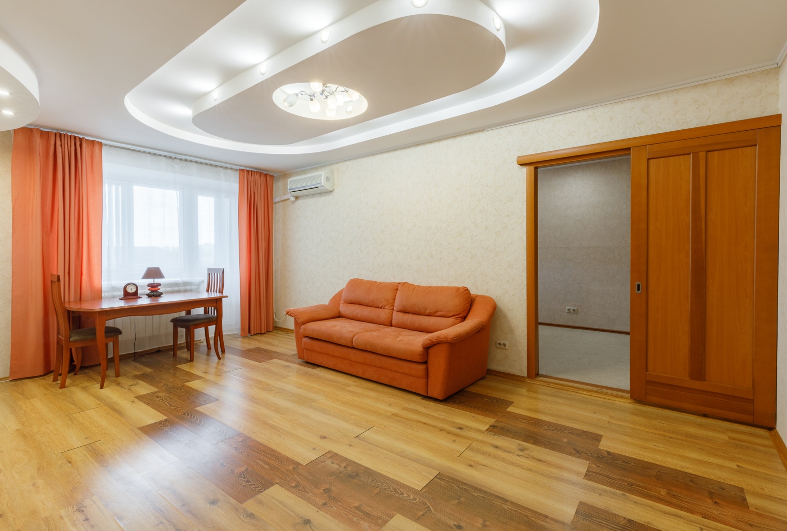 2-к квартира на пр-т Ленина, 76