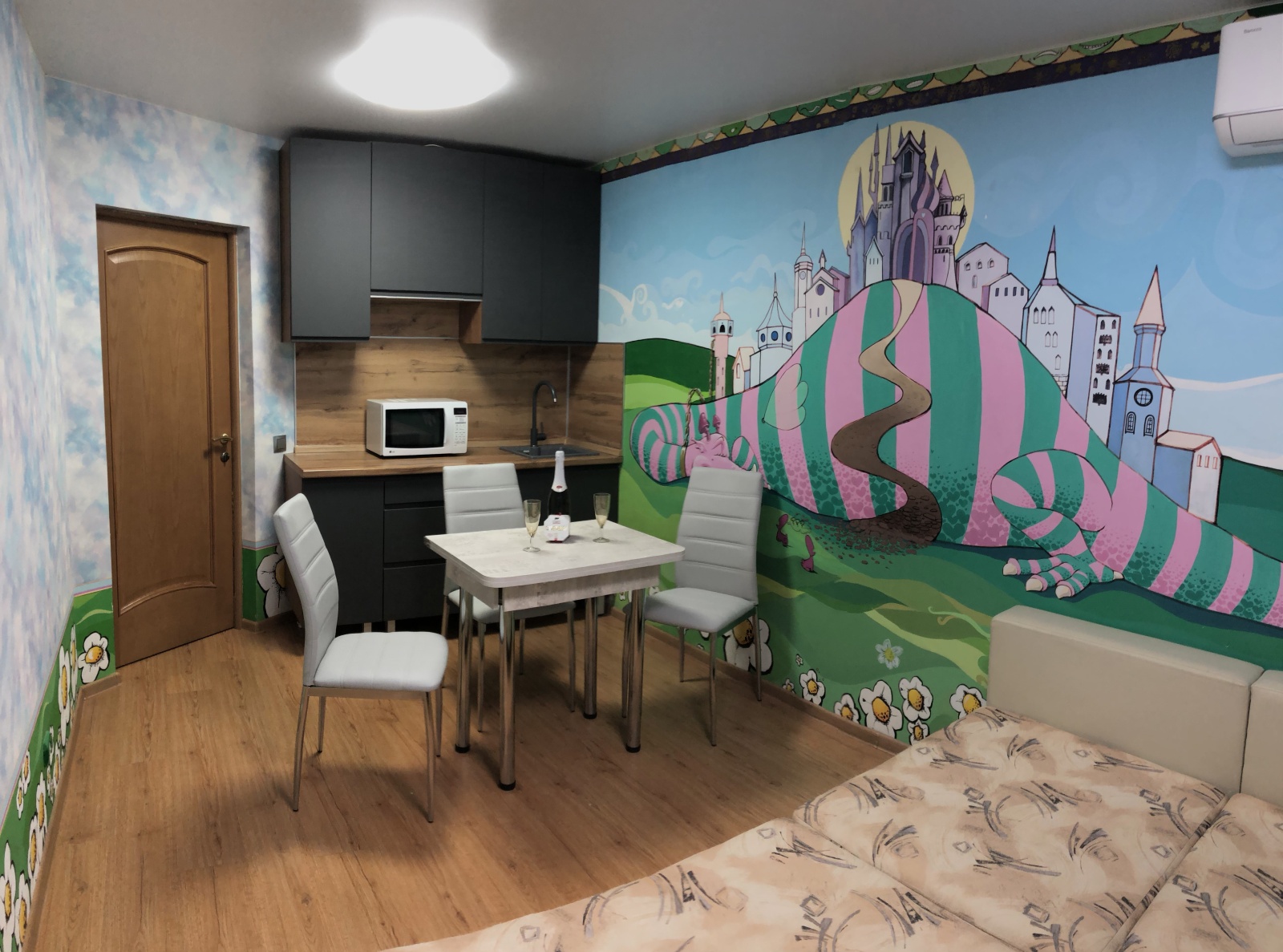 Апартаменты с Джакузи и видом на Парк