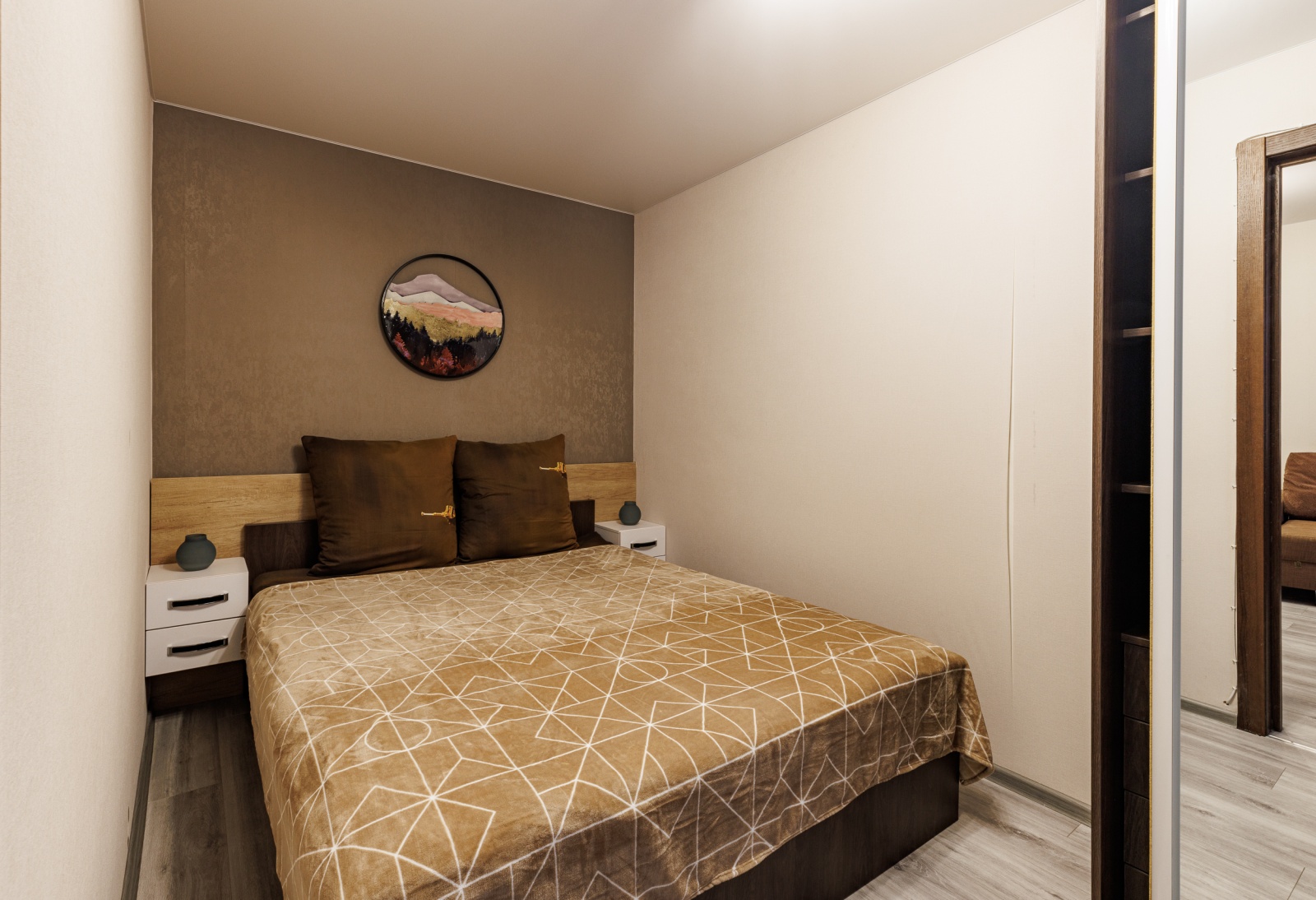 2-к квартира на ул. Мезенцева, 36А